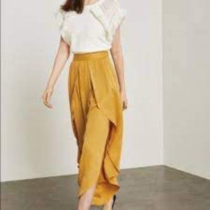 BCBGMAXAZRIA Ruffle Drape Asymmetrical Pant